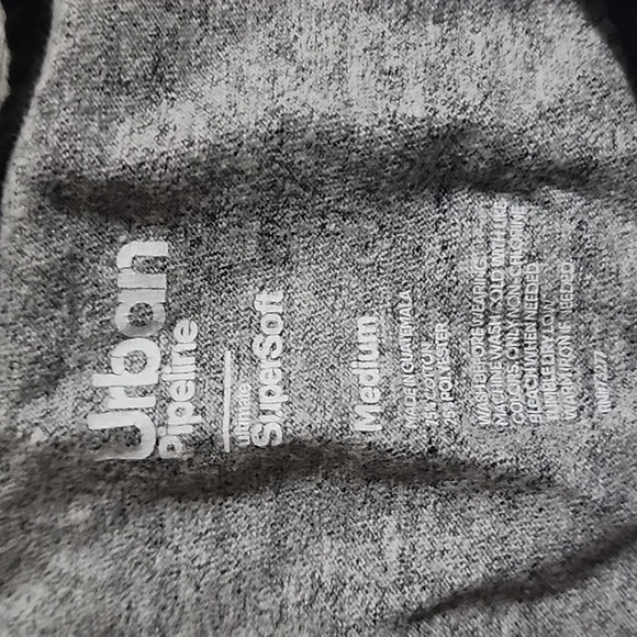 💥5/$25 SALE | BUNDLE TO SAVE | MEN'S TANK TOP - Picture 2 of 2